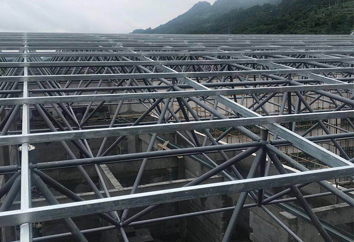 玉溪仁怀冠英学校艺体楼网架